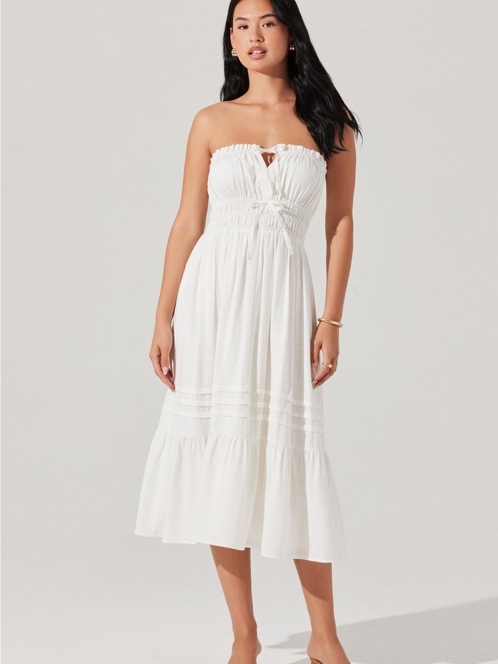 ASTR Aubrie Strapless Smocked Midi Dress NWOT